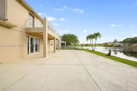 850 NW 168th Avenue Pembroke Pines FL 33028