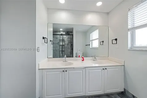 850 NW 168th Avenue Pembroke Pines FL 33028