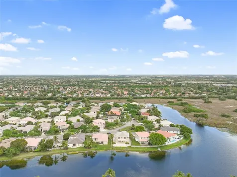850 NW 168th Avenue Pembroke Pines FL 33028