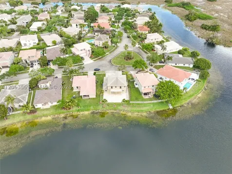 850 NW 168th Avenue Pembroke Pines FL 33028