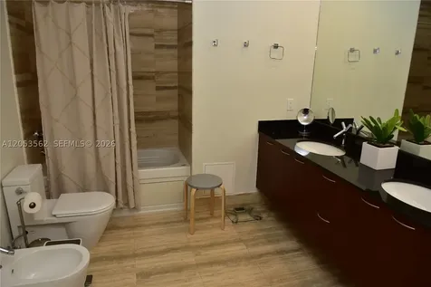 15811 Collins Avenue Sunny Isles Beach FL 33160