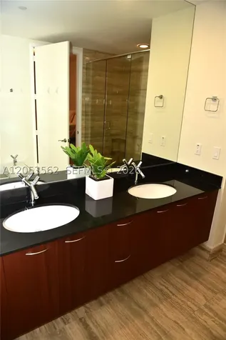 15811 Collins Avenue Sunny Isles Beach FL 33160