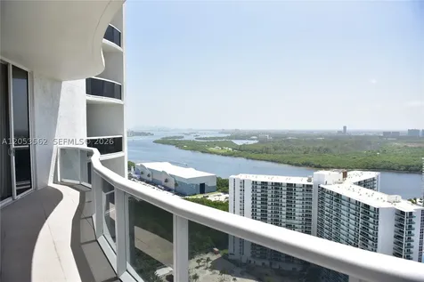 15811 Collins Avenue Sunny Isles Beach FL 33160