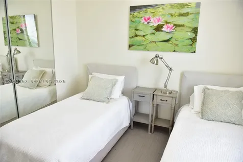 15811 Collins Avenue Sunny Isles Beach FL 33160