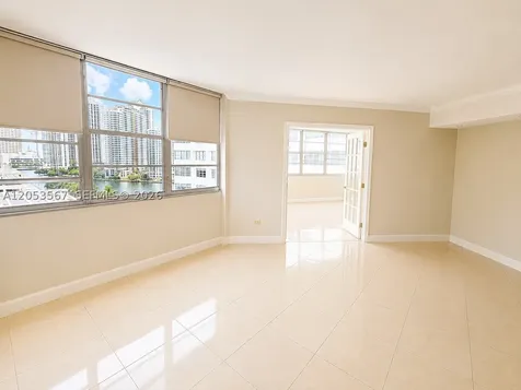 825 Brickell Bay Drive Miami FL 33131
