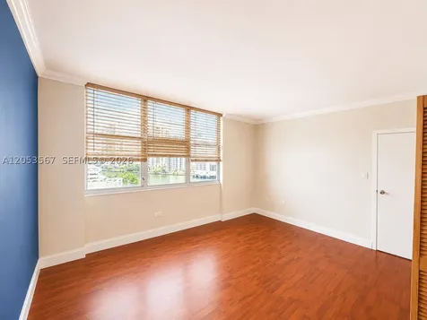 825 Brickell Bay Drive Miami FL 33131