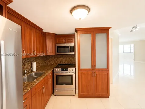 825 Brickell Bay Drive Miami FL 33131