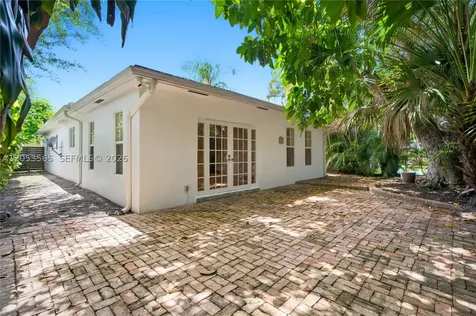 3945 SW 61st Avenue Miami FL 33155