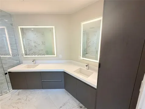 851 NE 1st Avenue Miami FL 33132
