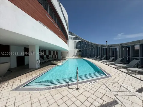 851 NE 1st Avenue Miami FL 33132