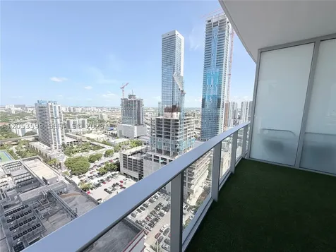 851 NE 1st Avenue Miami FL 33132