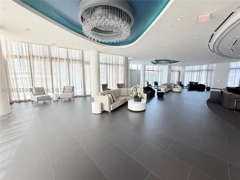 851 NE 1st Avenue Miami FL 33132