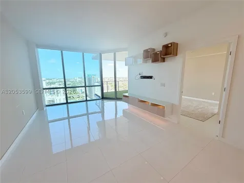 851 NE 1st Avenue Miami FL 33132