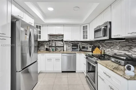 208 Greenbrier C West Palm Beach FL 33417