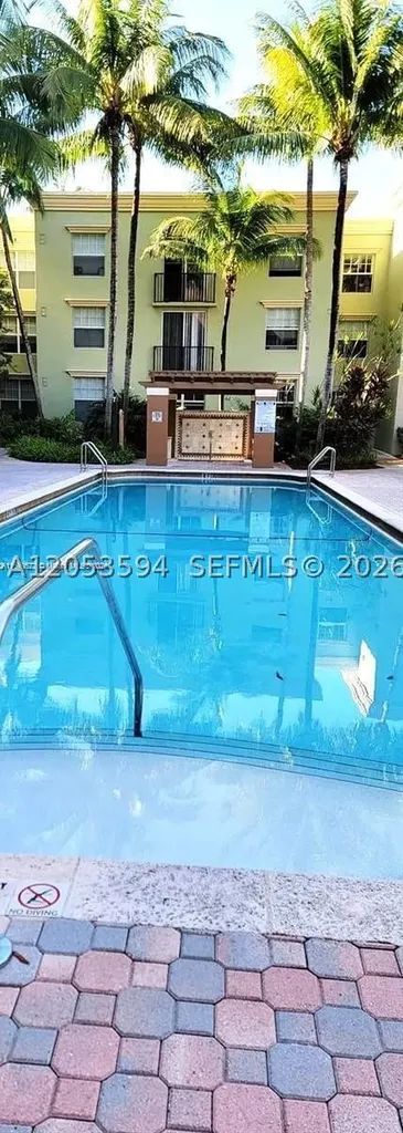 Hollywood FL 33020