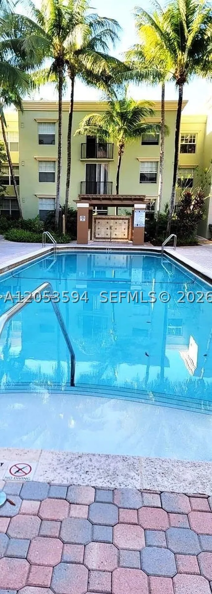 Hollywood FL 33020