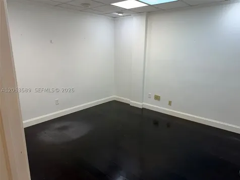 4627 Ponce De Leon Boulevard Coral Gables FL 33146