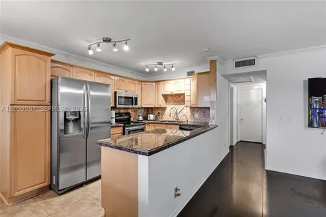 801 SW 133rd Terrace Pembroke Pines FL 33027