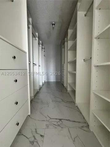 6930 Miami Gardens Drive Hialeah FL 33015