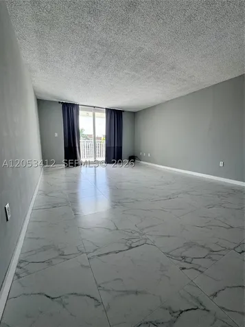 6930 Miami Gardens Drive Hialeah FL 33015