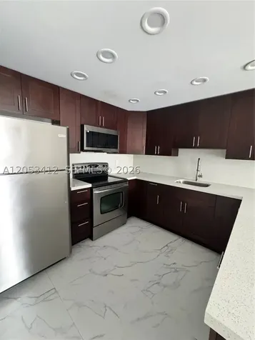 6930 Miami Gardens Drive Hialeah FL 33015