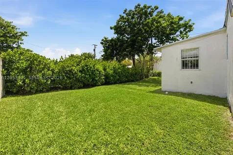 14 NW 75th Street Miami FL 33150