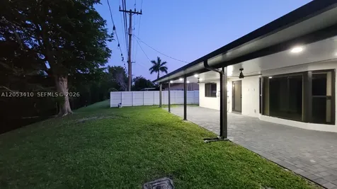 400 NW 65th Avenue Plantation FL 33317