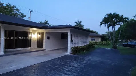 400 NW 65th Avenue Plantation FL 33317