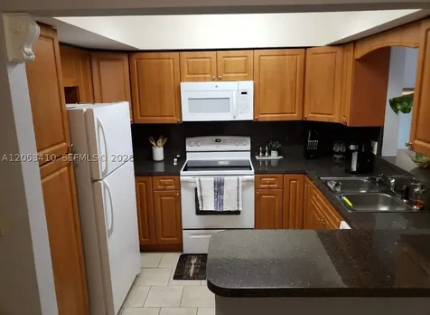 400 NW 65th Avenue Plantation FL 33317
