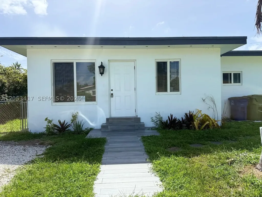 520 SW 5th Street Hallandale Beach FL 33009