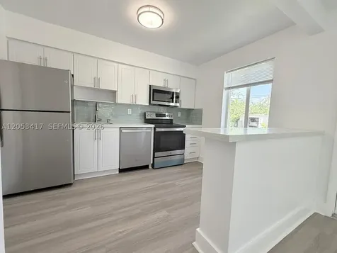 520 SW 5th Street Hallandale Beach FL 33009