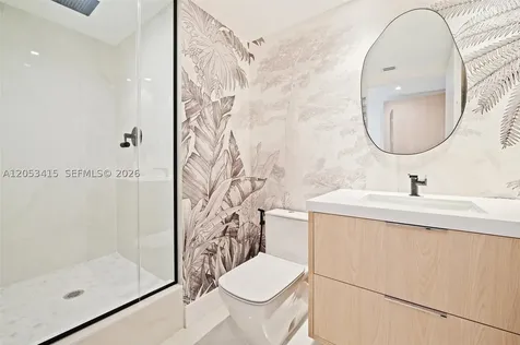 18671 Collins Avenue Sunny Isles Beach FL 33160