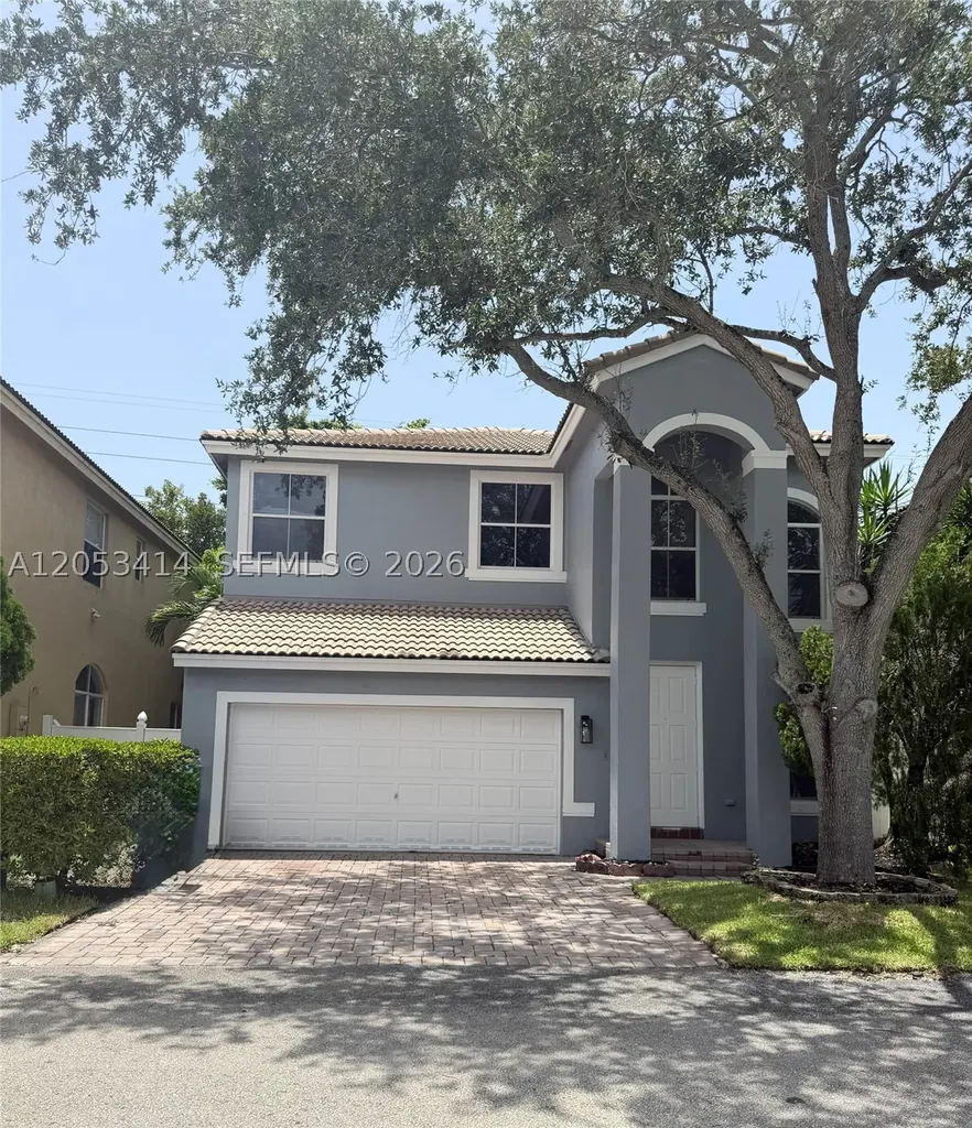 4946 SW 38th Way Hollywood FL 33312
