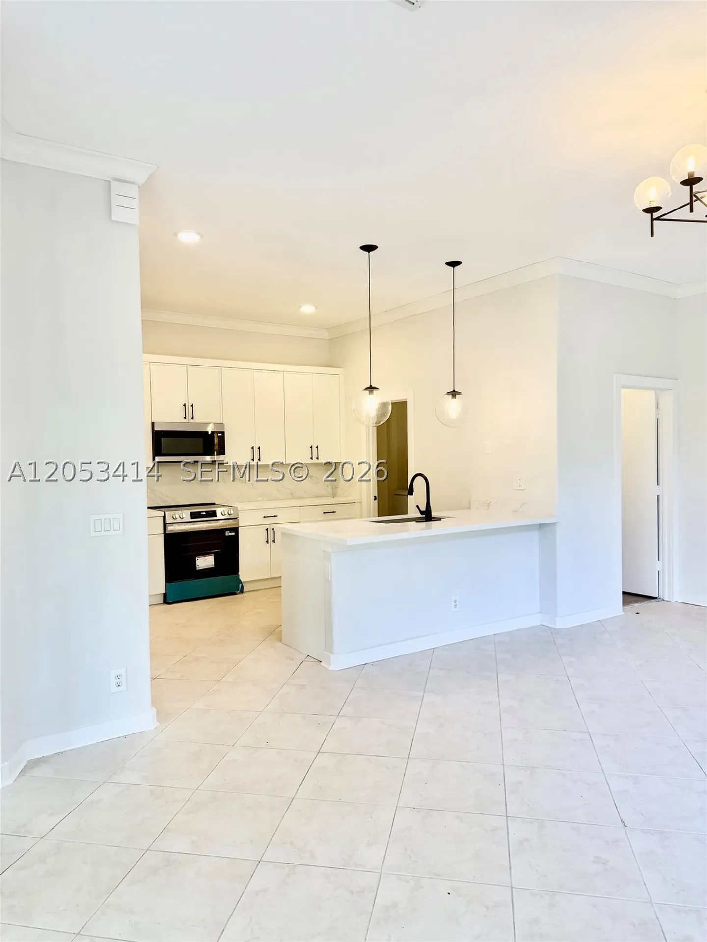 4946 SW 38th Way Hollywood FL 33312
