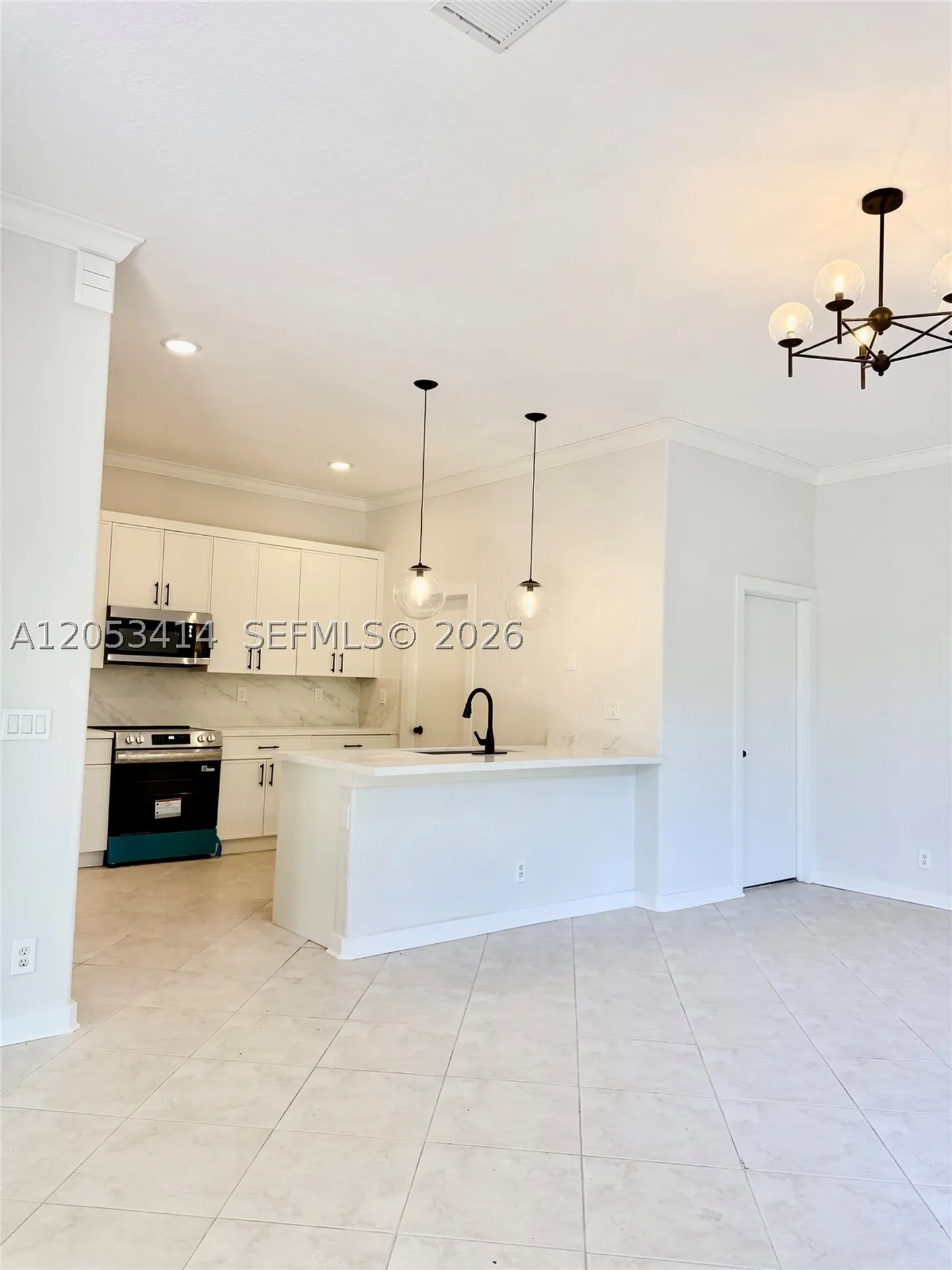 4946 SW 38th Way Hollywood FL 33312