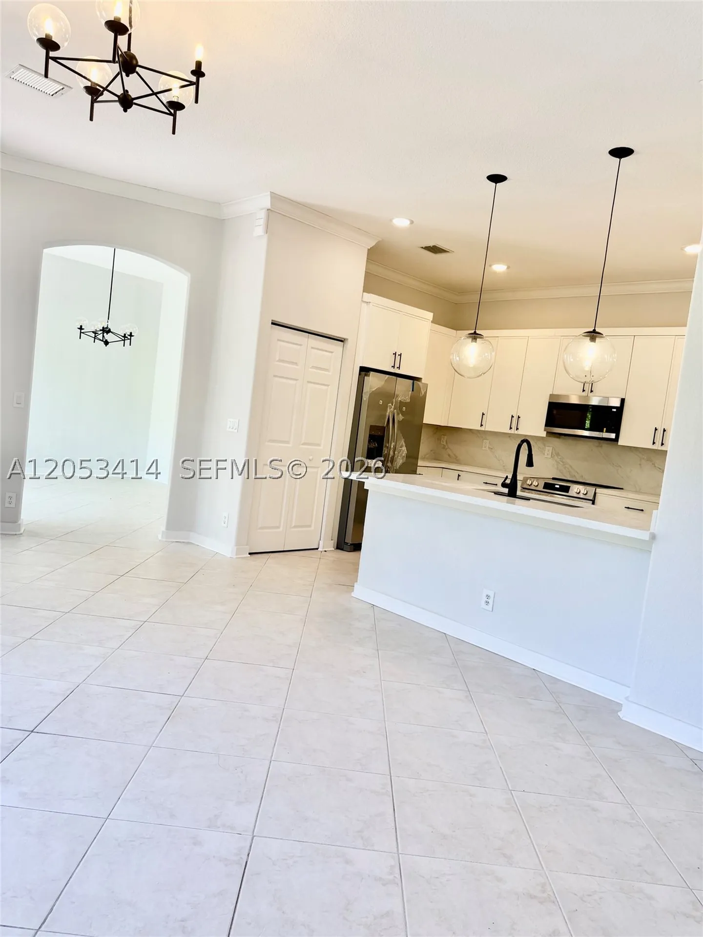 4946 SW 38th Way Hollywood FL 33312