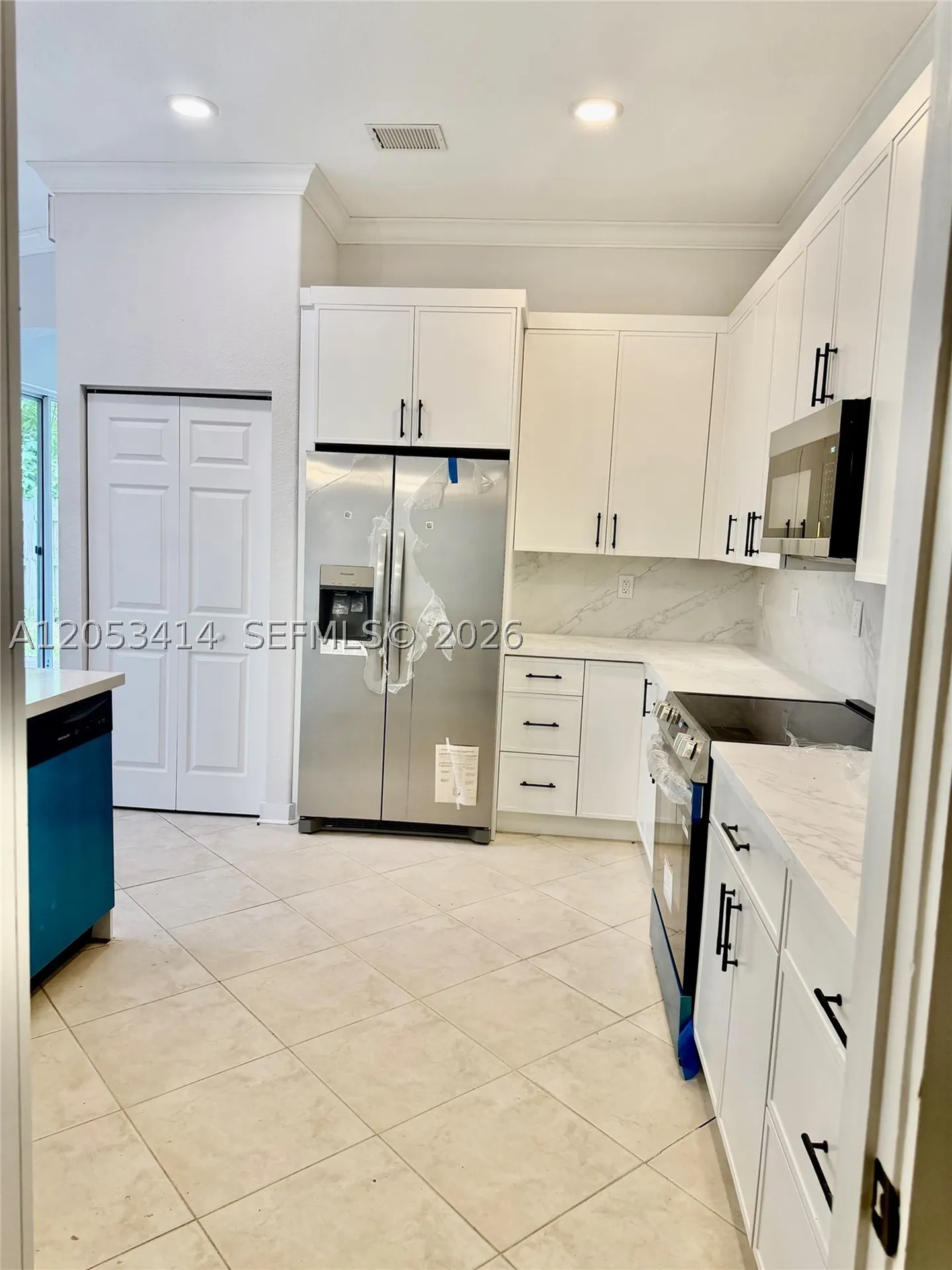 4946 SW 38th Way Hollywood FL 33312