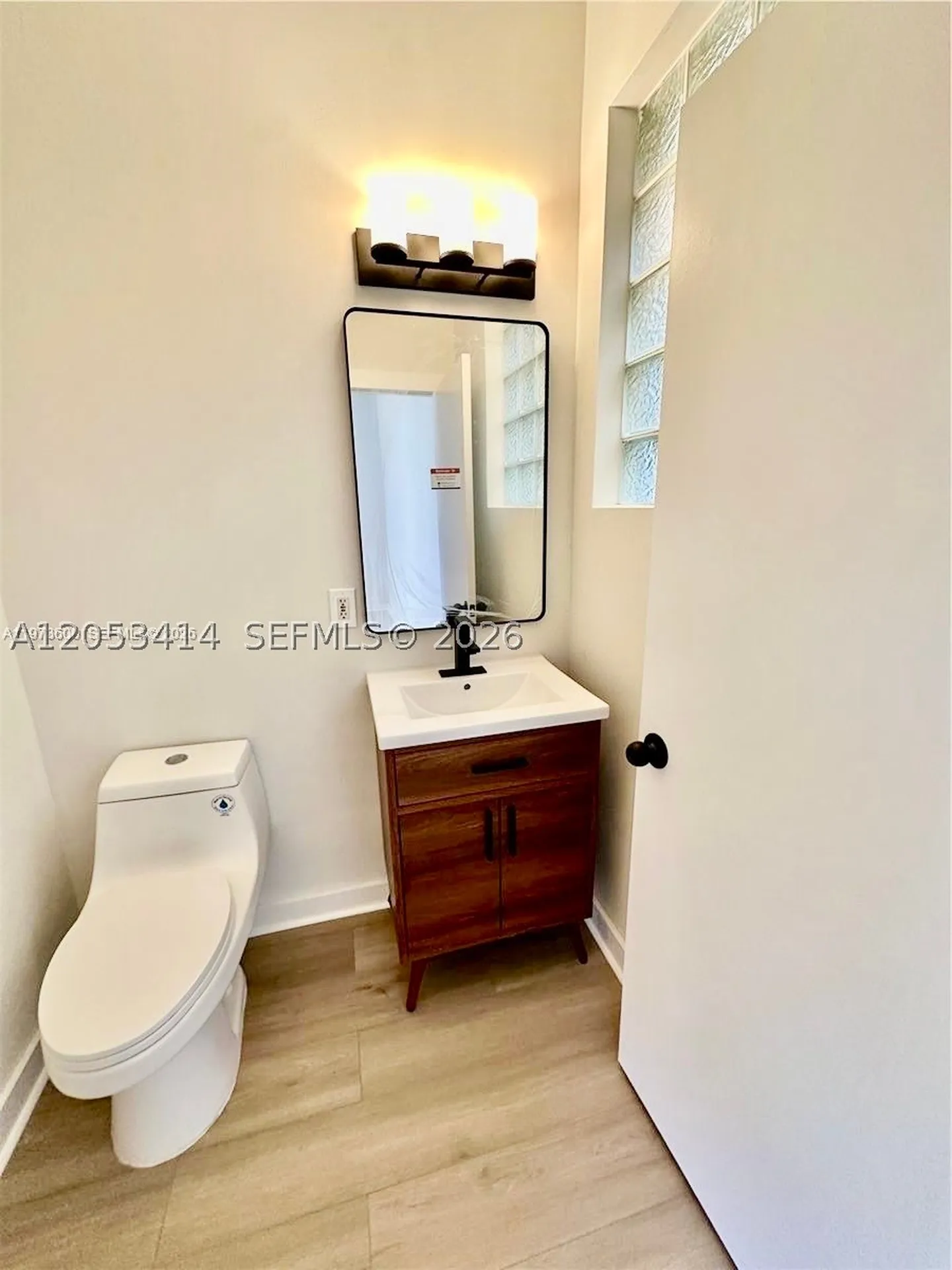 4946 SW 38th Way Hollywood FL 33312