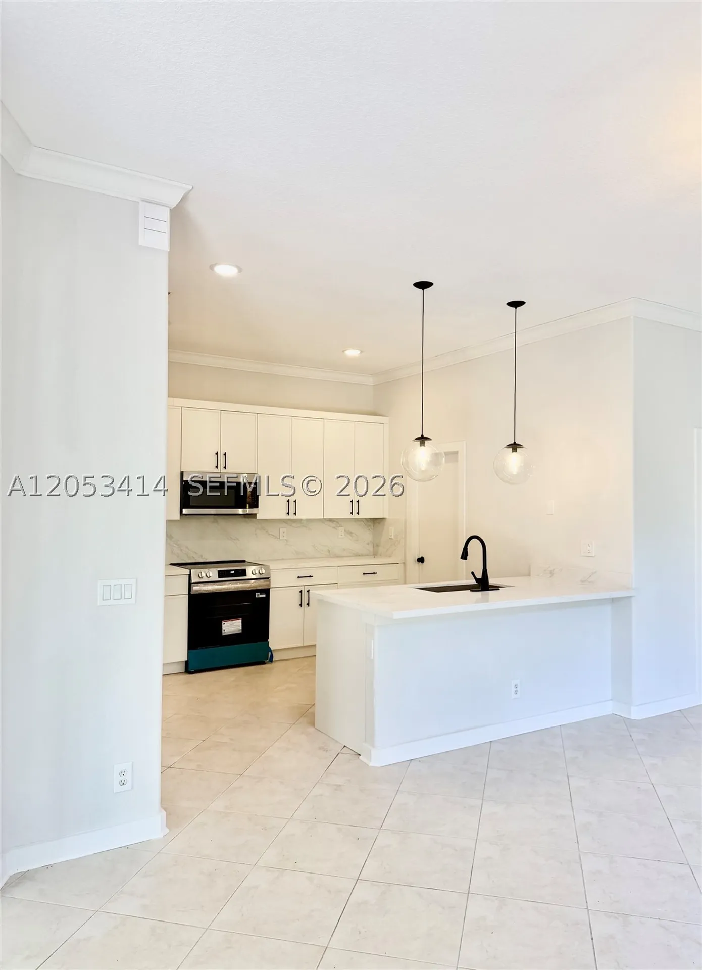 4946 SW 38th Way Hollywood FL 33312