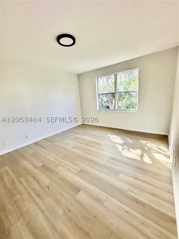 4946 SW 38th Way Hollywood FL 33312
