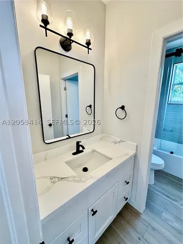 4946 SW 38th Way Hollywood FL 33312