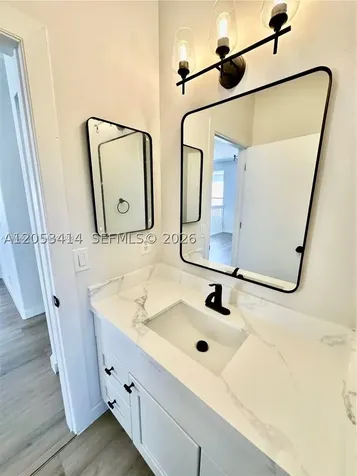 4946 SW 38th Way Hollywood FL 33312