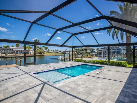 7 Fairview Boulevard Fort Myers FL 33931