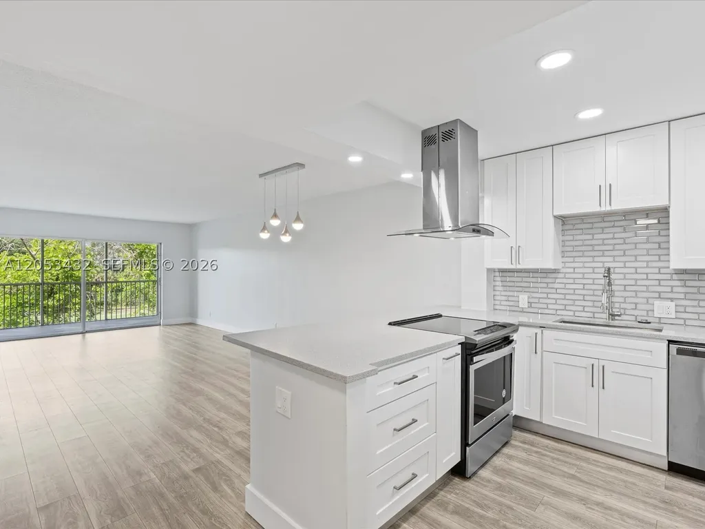 3150 N Palm Aire Drive Pompano Beach FL 33069