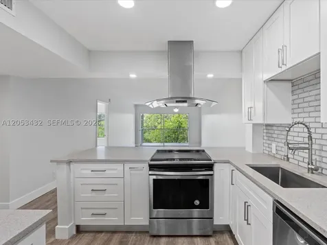 3150 N Palm Aire Drive Pompano Beach FL 33069