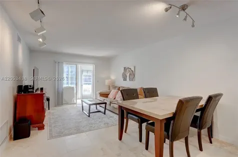 2212 NE 1st Way Boynton Beach FL 33435
