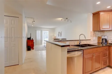 2212 NE 1st Way Boynton Beach FL 33435