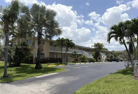 2131 NE 1st Court Boynton Beach FL 33435