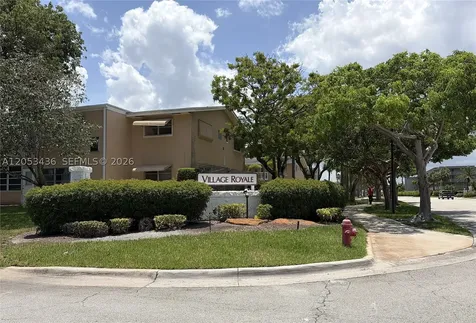 2131 NE 1st Court Boynton Beach FL 33435