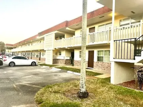 4169 SW 67th Avenue Davie FL 33314
